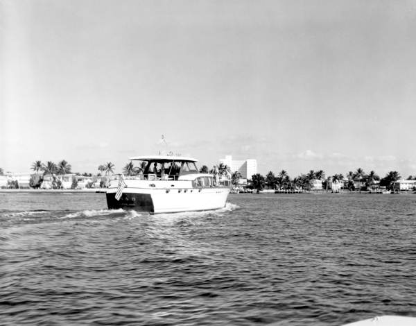 Yacht "Ina B" in Fort Lauderdale