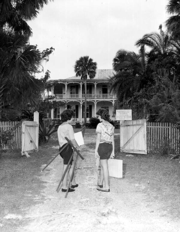 Two painters going toward the DeBary Hall, home of Florida Federation of Art - De Bary, Florida