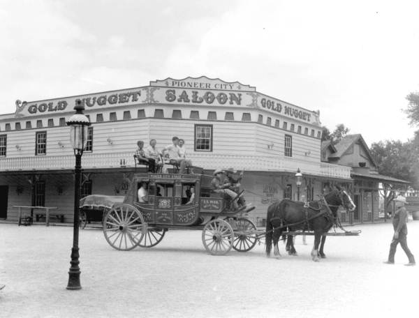 Visitors arrive by stagecoach at Pioneer City - Davie, Florida.