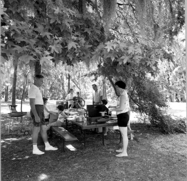 Unidentified family picnicking at Suwannee River State Park - Ellaville, Florida.