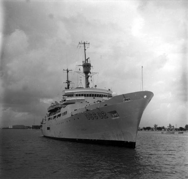 Captain on the bridge of the boat Discoverer