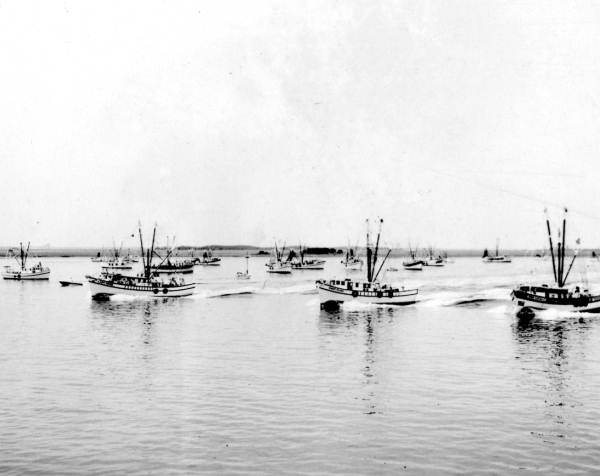 Isle of Eight Flags Shrimp Festival boat races - Fernandina Beach, Florida