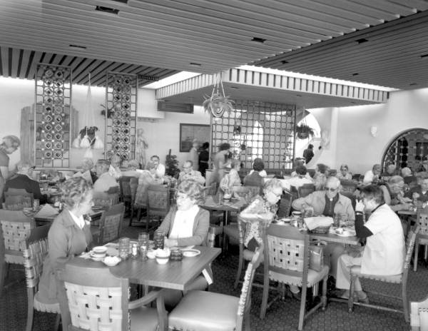 Interior view of Pappas' restaurant - Tarpon Springs, Florida
