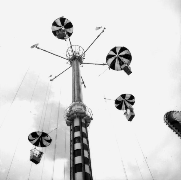 Parachute ride on the midway- Orlando, Florida