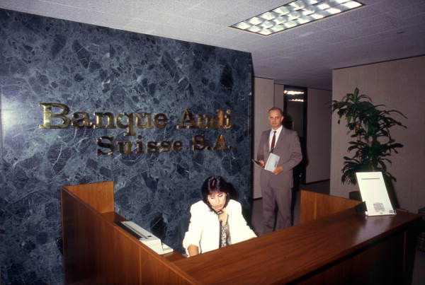 View showing employees at Banque Audi Suisse S.A.