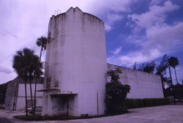Unidentified building in downtown Ft. Lauderdale, Florida.