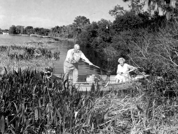 Mr. & Mrs. W.S. Schoenthaler fishing - Winter Haven, Florida