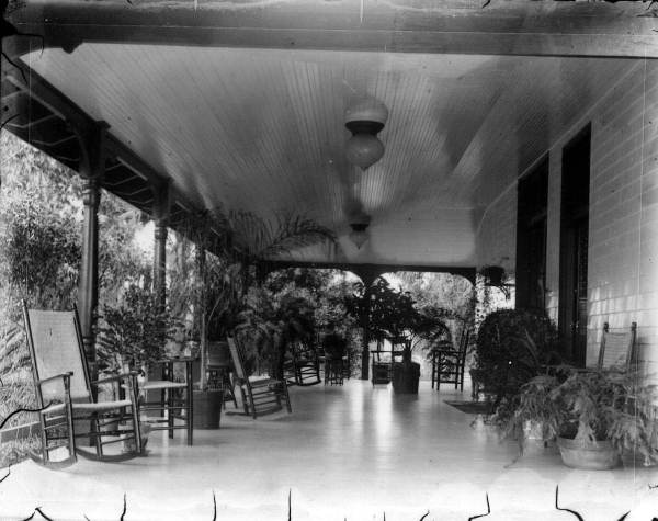 Porch of a Harlan hotel?