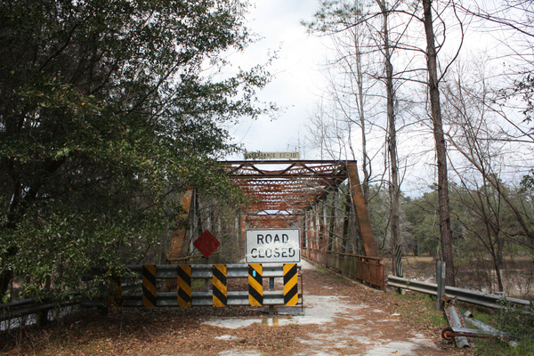 Remains of the abandoned Hillman Bridge over the Suwannee River at Ellaville.