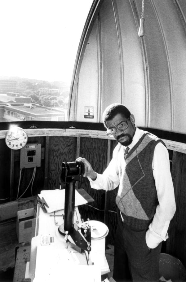 Dr. Thomas A. Carney checks the ozone layer above Tallahassee - Tallahassee, Florida