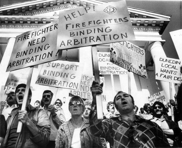 Firefighters protest in favor of binding arbitration - Tallahassee, Florida