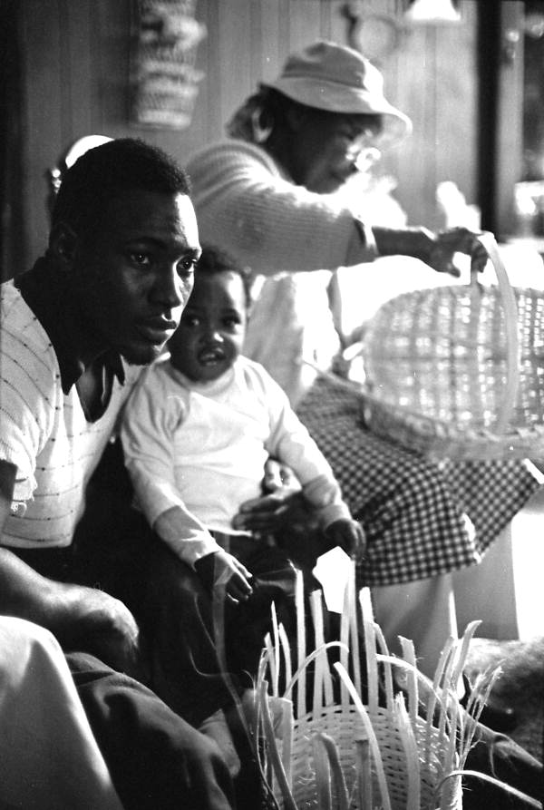 Basket makers Lucreaty Clark and Alfonso Jennings- Lamont, Florida