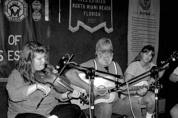 Home Grown Stringband performing- Miami, Florida.