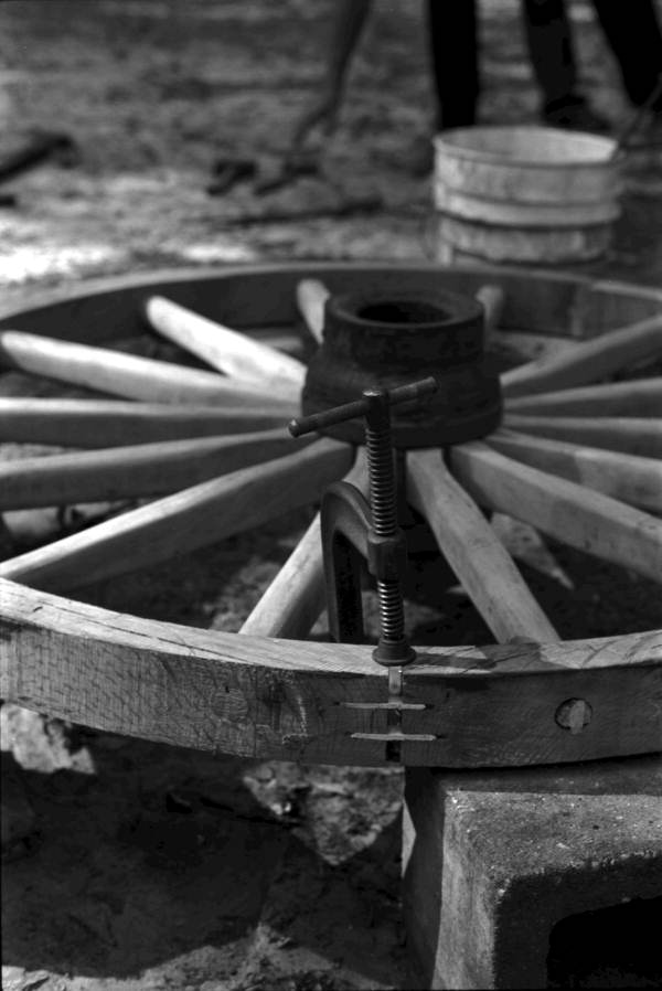 Wagon wheel under construction - Barberviille, Florida