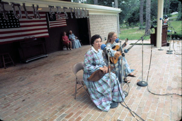 Evelyne Beers Burnstine and Susan Boyer Haley performing at the 1977 Florida Folk Festival - White Springs, Florida