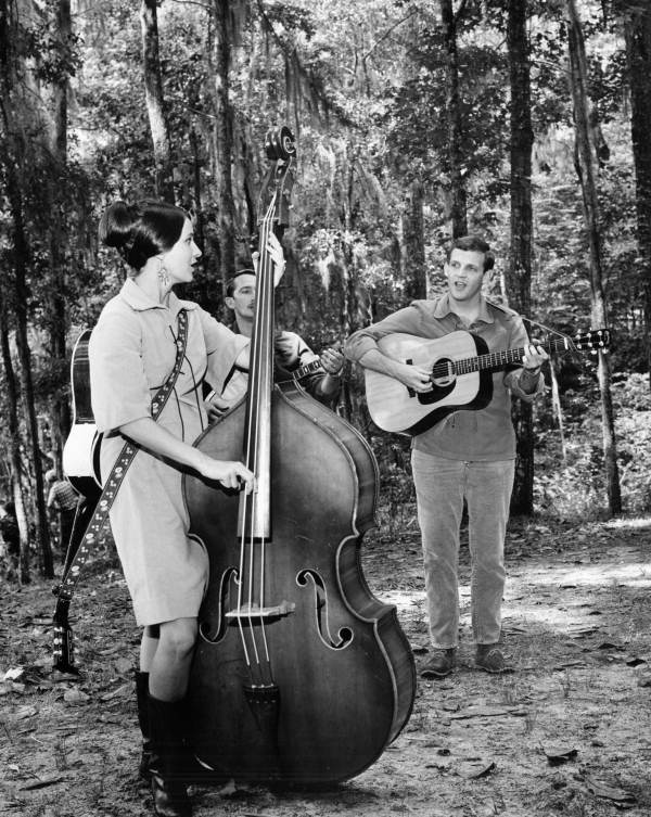 The Foggy Mountain Singers performing at the 1968 Florida Folk Festival - White Springs, Florida.