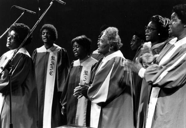 Morning Star Missionary Baptist Church Choir performing - Pensacola, Florida.