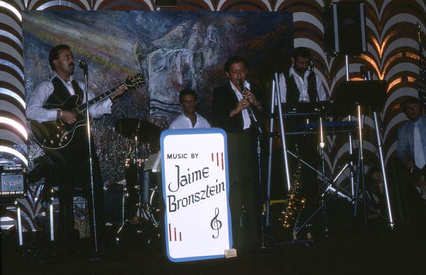 Jaime Bronsztein Band, klezmer group, performing for wedding party - Miami Beach, Florida.