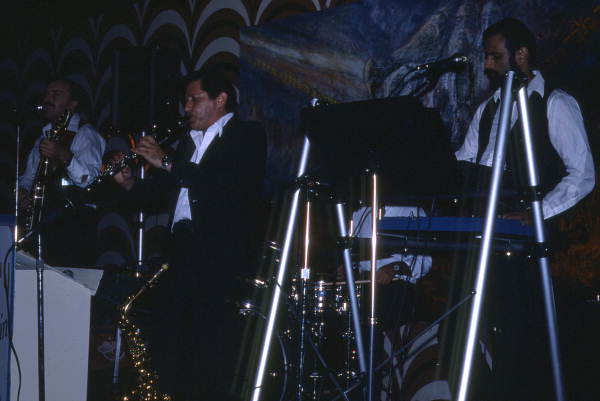 Jaime Bronsztein Band, klezmer group, performing for wedding party - Miami Beach, Florida.