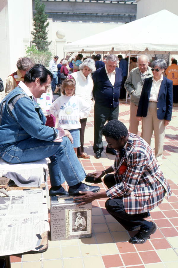 Roy Lee Walker popping rags at the Traditions Festival - Miami, Florida.