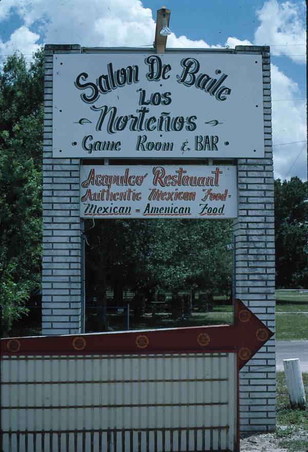 Sign of Acapulco Restaurant and Los Nortenos Dance Hall - LaBelle, Florida