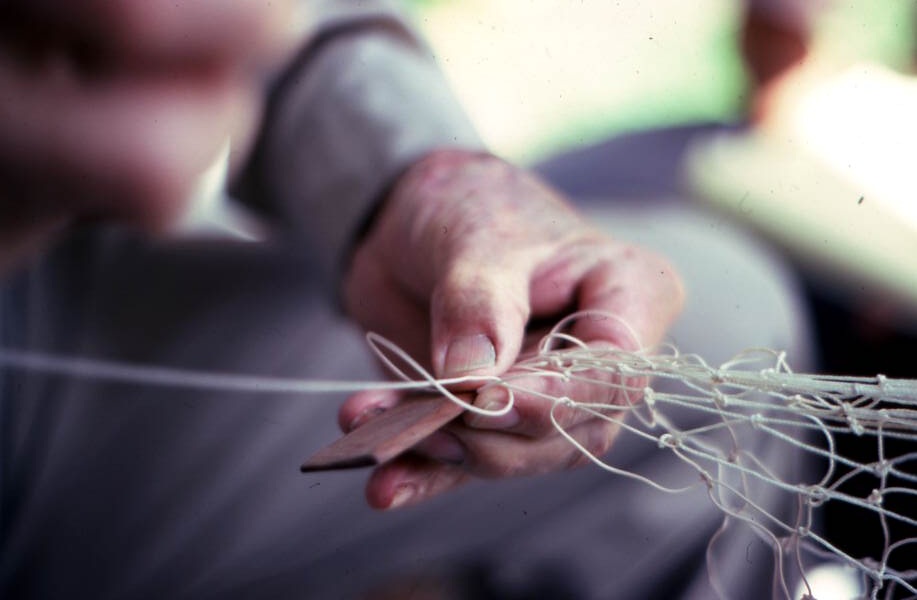 Valley Hill making a cast net