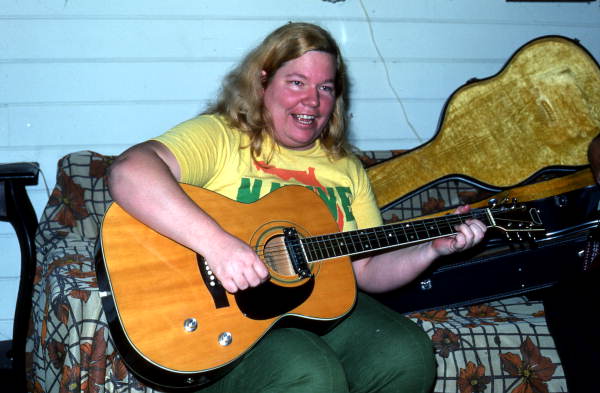 Willa Mae Clemms playing guitar - Barden, Florida