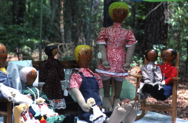 Gourd head dolls made by Linda Beth Waldron - White Springs, Florida