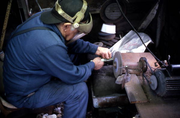 Loys Cain making an oyster knife - Eastpoint, Florida