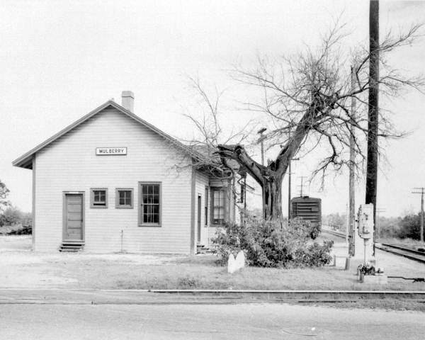 Railroad stations - Mulberry, Florida.