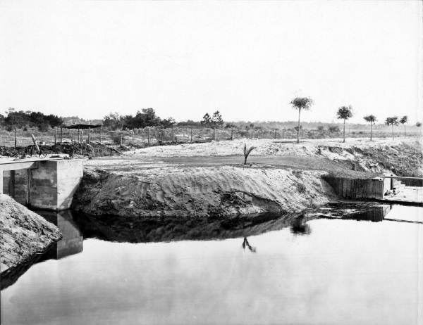 View of the canals .