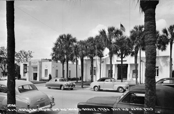 City Hall and State Bank - Apopka, Florida