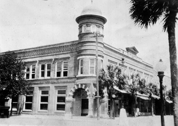 Bank building - Arcadia, Florida