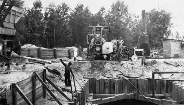 Construction of Blountstown Bridge over the Apalachicola River - Blountstown, Florida