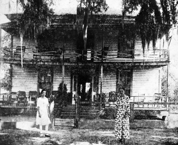 Boarding house on the Apalachicola River at Neal's Landing - Calhoun County