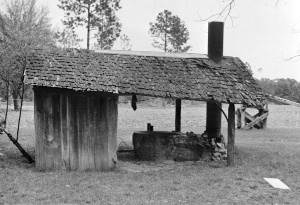 Cane boiling shed at the Shannon Green farm - Baker County, Florida