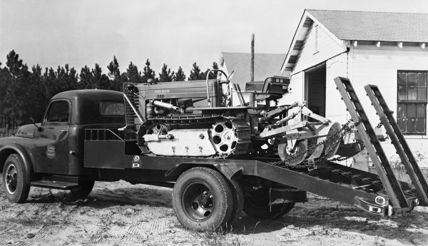 Florida Forest Service truck with tractor and firelane plow