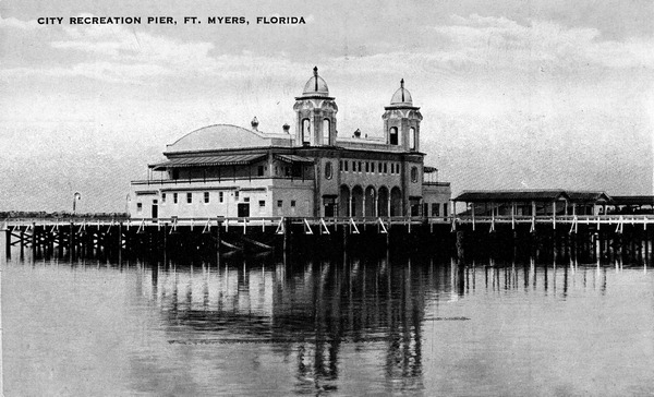 City recreation pier - Fort Myers, Florida.
