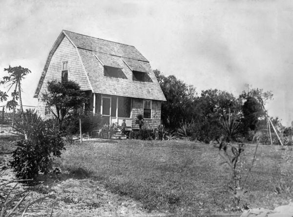 Artist A.E. "Bean" Backus's residence.
