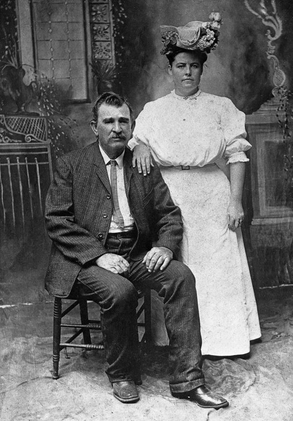 Wedding picture of Theodore H. Willard and Alice Roberta Brown - High Springs, Florida.