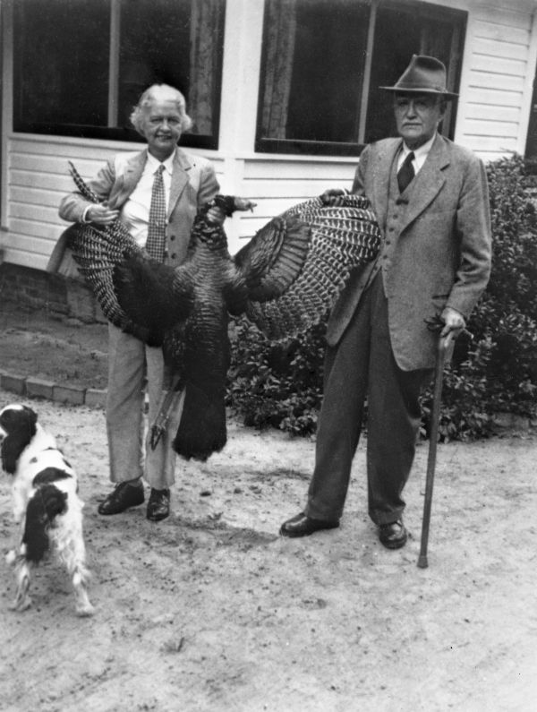 Mrs. and Colonel Lloyd C. Griscom with a turkey