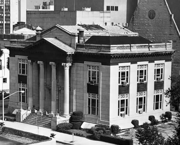 Exterior view of library building