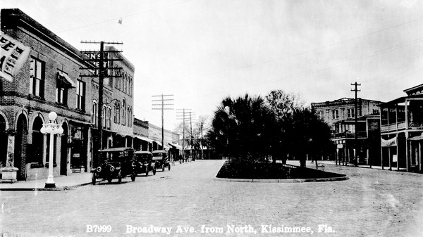 Broadway viewed from north - Kissimmee, Florida