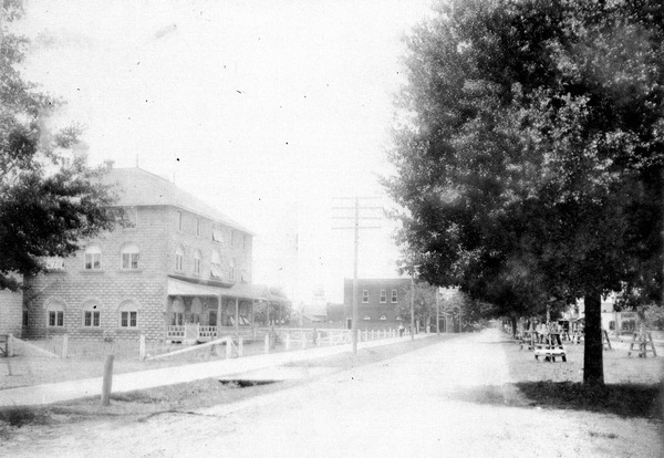 View south on Broadway - Kissimmee, Florida