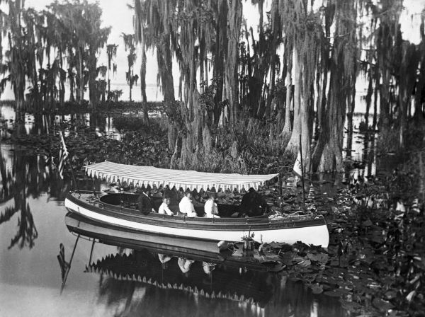 Steam launch on Lake Eustis - Lake County, Florida
