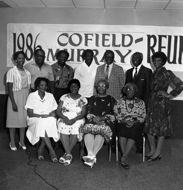 Albert and Mary Cofield family at reunion - Leon County, Florida