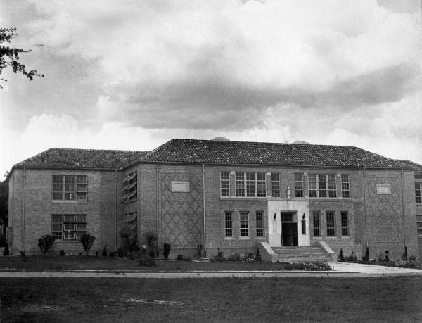 Suwannee High School remodeled by the FERA - Live Oak, Florida