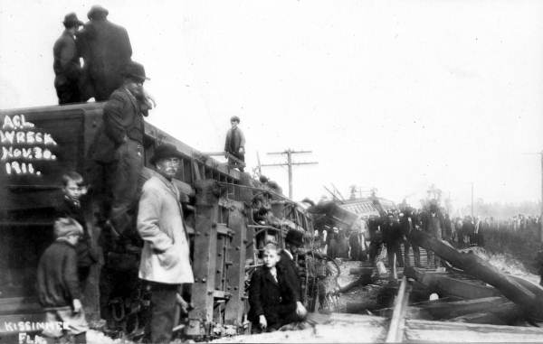 Wreck of a passenger train near Kissimmee