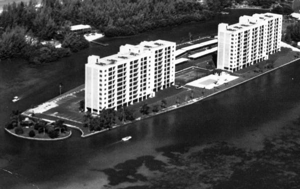 The Pointe Apartments, Siesta Key - Sarasota, Florida.