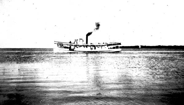 Steamboat Gladys off Punta Rassa, Florida.
